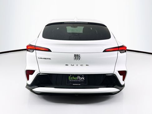 Used 2025 Buick Envista Sport Touring image 7