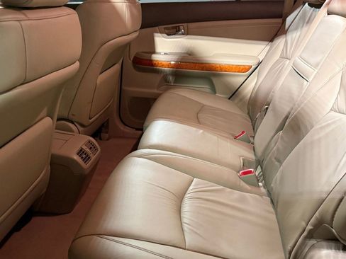 Used 2005 Lexus RX 330 AWD w/ Premium Plus Pkg image 23