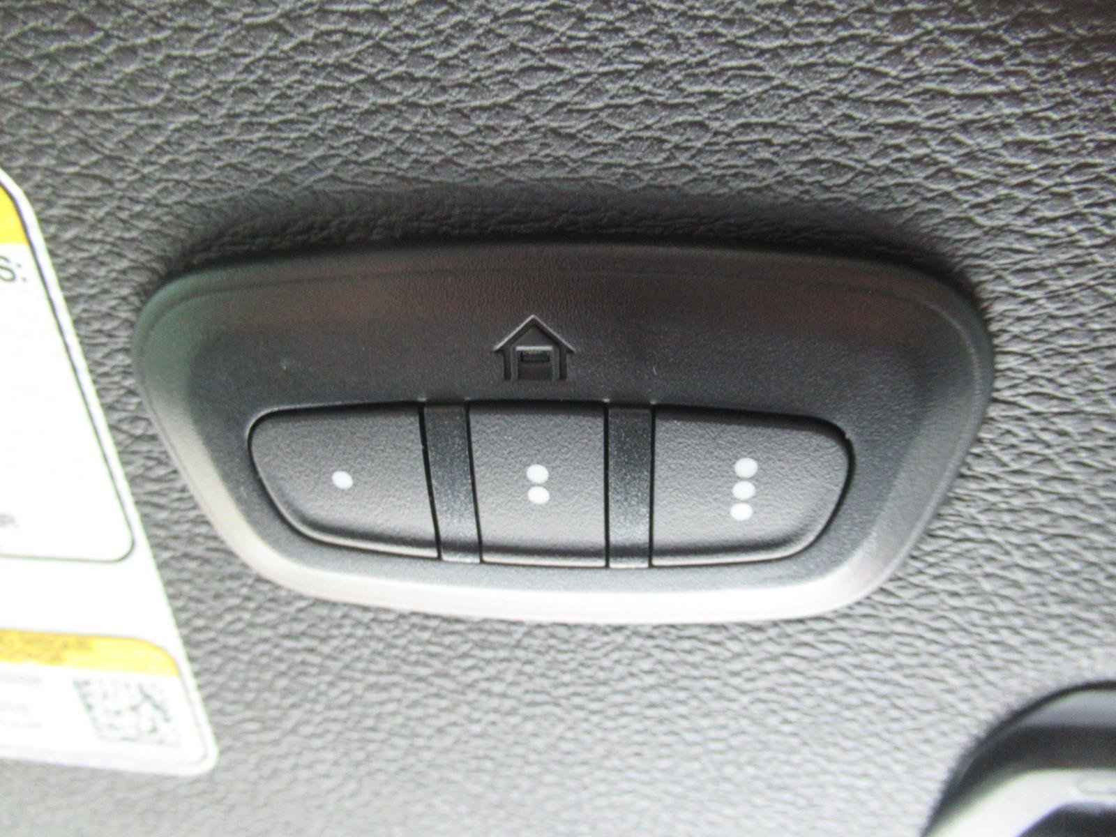 Certified 2024 Jeep Gladiator Mojave w/ Safety Group AWD/4WD image 33