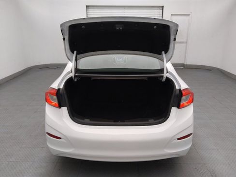 Used 2018 Chevrolet Cruze LS FWD image 29