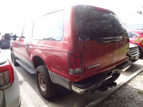 Used 2004 Ford Excursion XLT AWD/4WD image 5