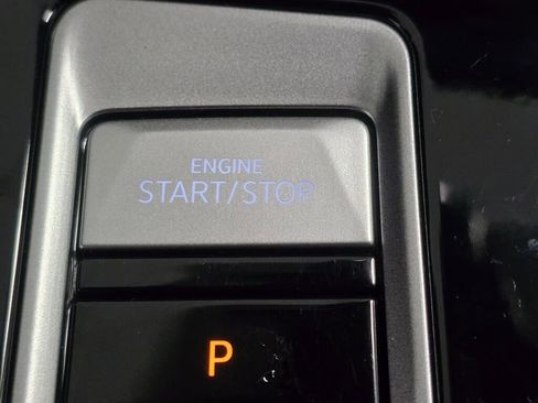 Used 2024 Volkswagen Atlas Cross Sport SEL Premium R-Line image 47