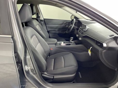 New 2025 Nissan Altima 2.5 S image 16