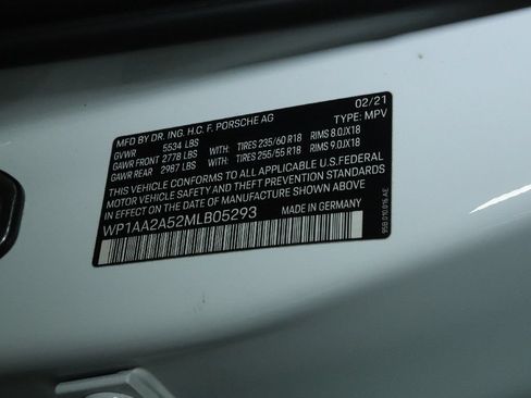 Used 2021 Porsche Macan AWD/4WD image 24
