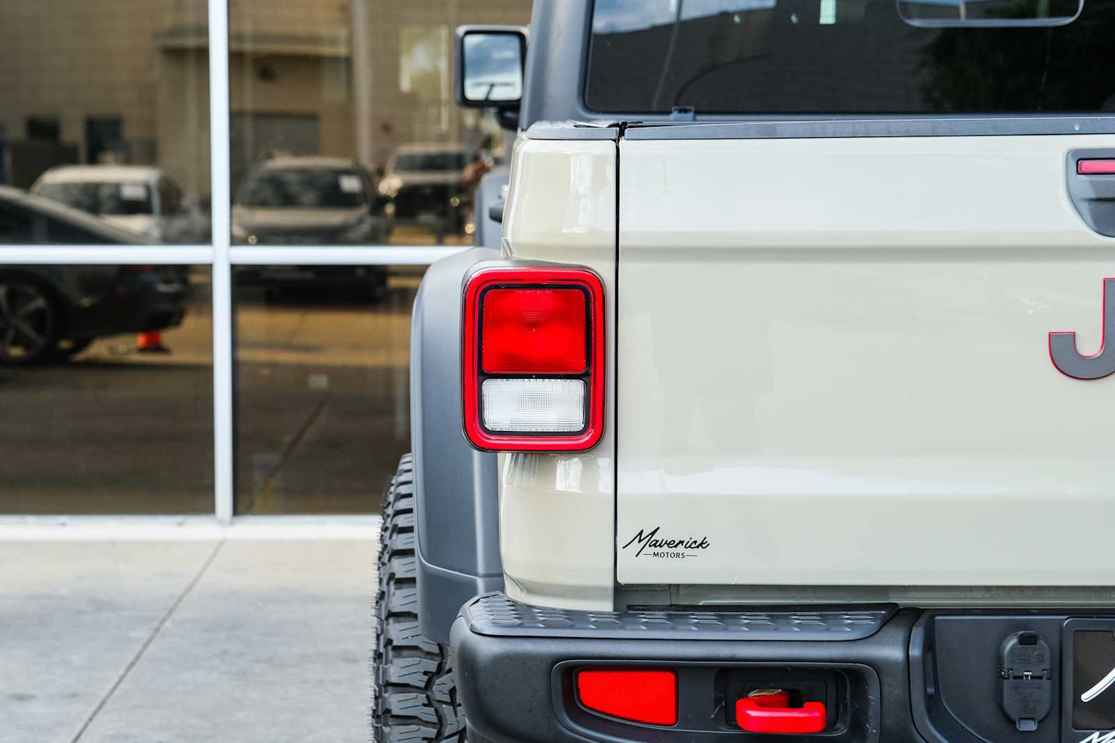 Used 2022 Jeep Gladiator Rubicon AWD/4WD image 14