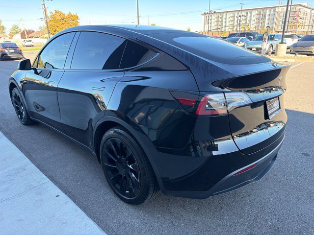 Used 2021 Tesla Model Y Long Range AWD/4WD image 4