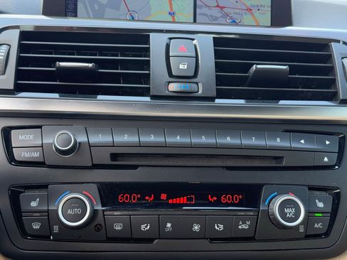 Used 2014 BMW 428i xDrive Convertible image 24