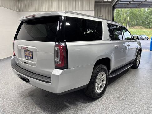 Used 2018 GMC Yukon XL SLT AWD/4WD image 7