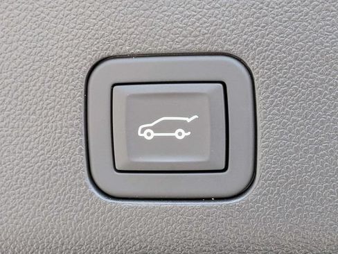 Certified 2026 Cadillac Escalade Platinum Sport AWD/4WD image 14