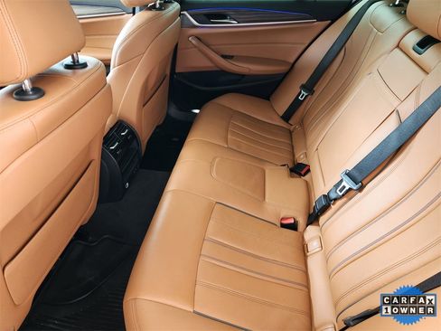 Used 2021 BMW 530i w/ Convenience Package image 33