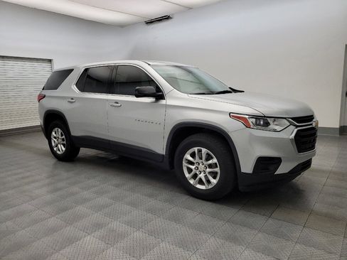 Used 2020 Chevrolet Traverse LS image 11