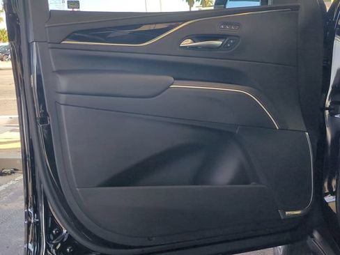 Used 2024 Cadillac Escalade Sport RWD image 26