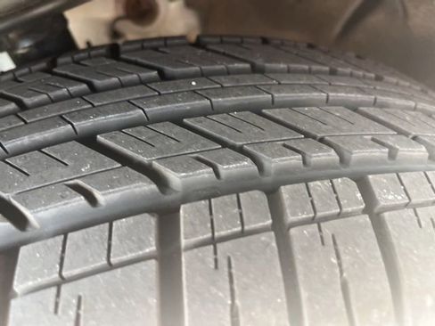 Used 2020 Chevrolet Traverse LS FWD image 11