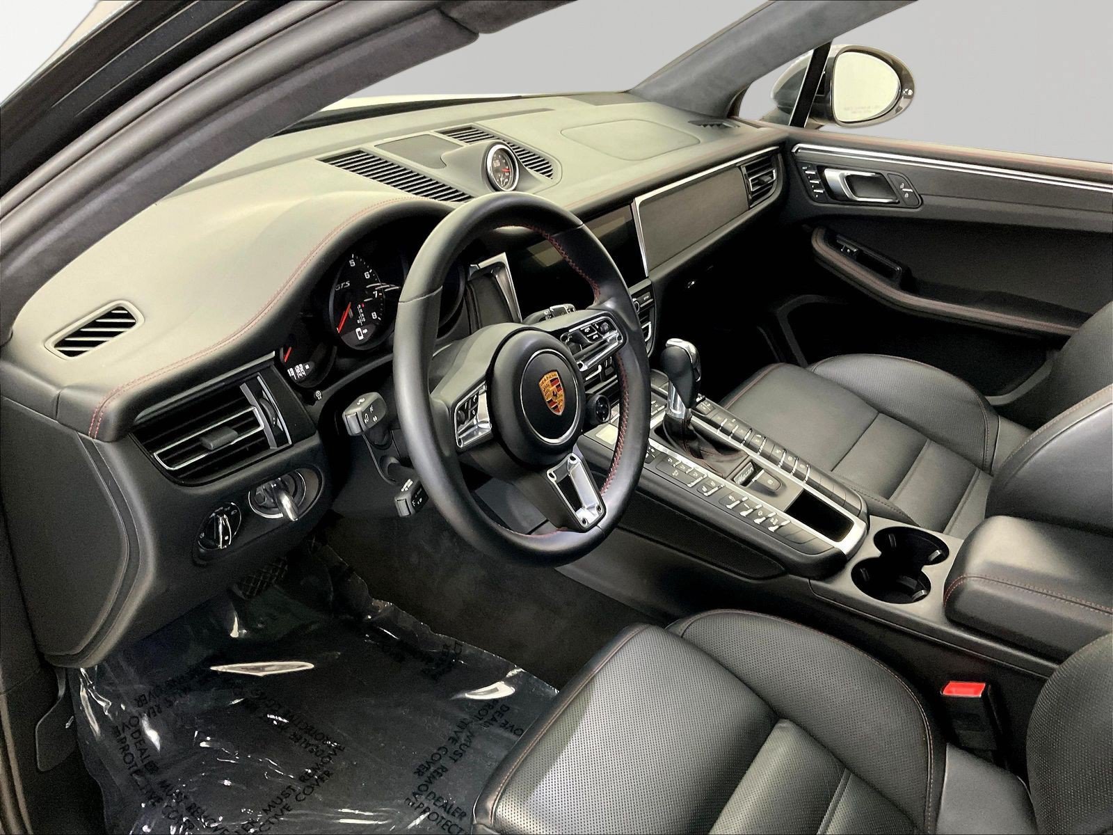 Used 2020 Porsche Macan GTS AWD/4WD image 17