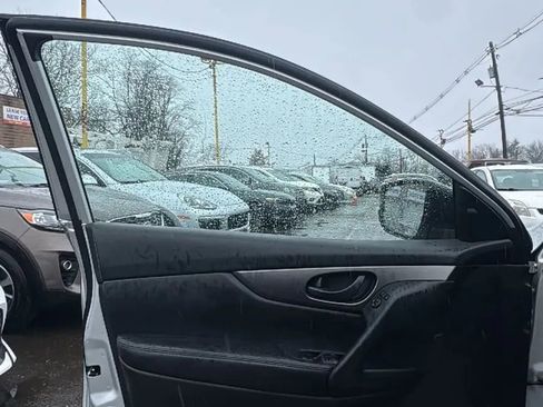 Used 2022 Nissan Rogue Sport S AWD/4WD image 9