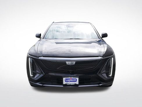 Used 2024 Cadillac Lyriq Sport AWD/4WD image 9