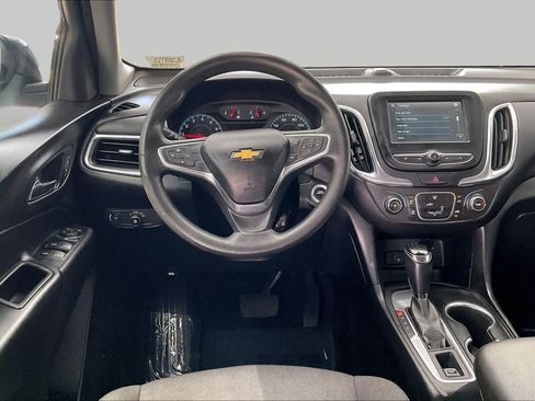 Used 2018 Chevrolet Equinox LT FWD image 6