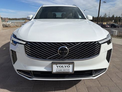 New 2026 Volvo XC90 B6 Plus w/ Protection Package Premier image 2