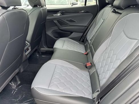 New 2026 Volkswagen Tiguan SEL R-Line AWD/4WD image 11