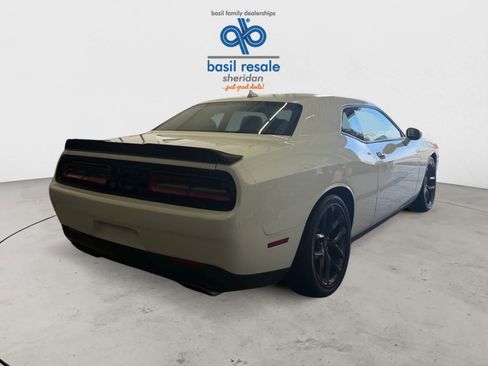 Used 2022 Dodge Challenger R/T w/ Plus Package image 4