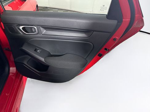 Used 2025 Honda Civic Sport image 29