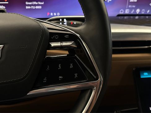 Used 2025 Cadillac Escalade IQ Sport 2 image 31