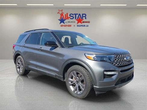 Used 2022 Ford Explorer XLT w/ Equipment Group 202A image 1