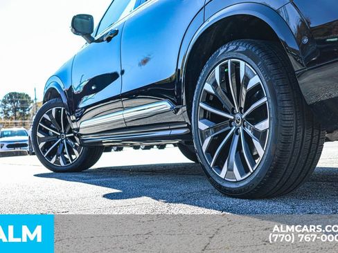 Used 2025 Volvo XC90 B6 Plus image 17