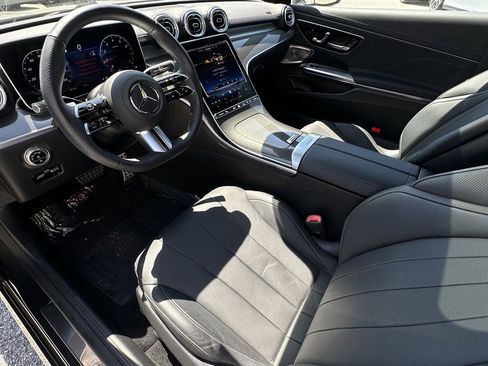 Certified 2025 Mercedes-Benz CLE 300 4MATIC Coupe image 23