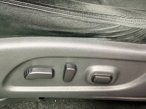 Used 2018 Nissan Murano SV w/ Premium Package image 15