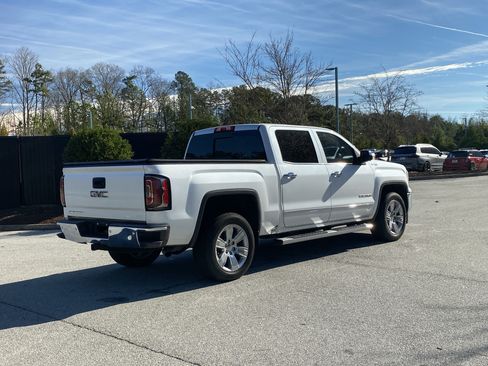 Used 2017 GMC Sierra 1500 SLT image 3