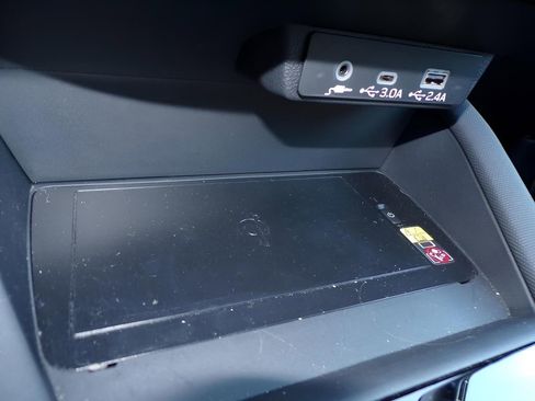 Certified 2025 Subaru Forester Limited image 20