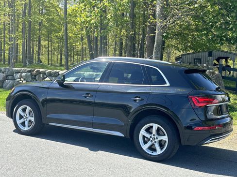 Used 2023 Audi Q5 2.0T Premium w/ Convenience Package AWD/4WD image 13