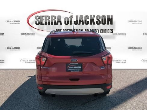 Used 2019 Ford Escape SEL FWD image 7