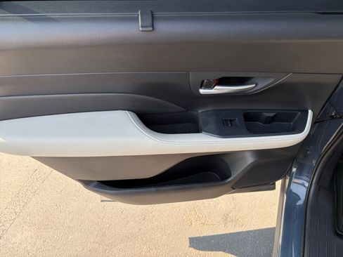 Certified 2024 Toyota Grand Highlander AWD image 25