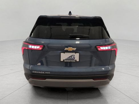 Used 2025 Chevrolet Equinox LT AWD/4WD image 24