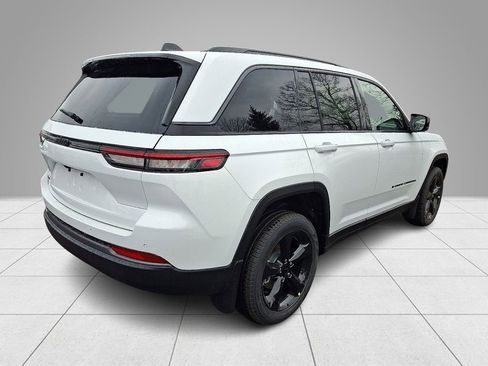 New 2026 Jeep Grand Cherokee Limited image 4