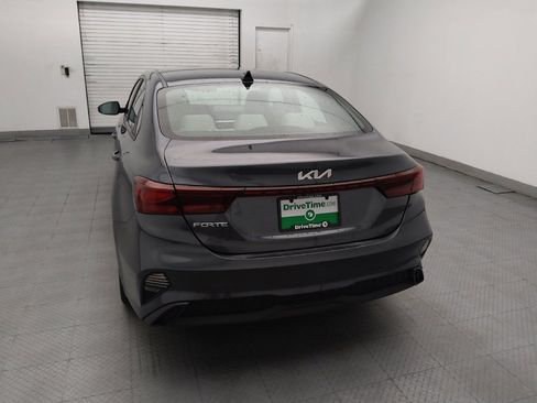 Used 2022 Kia Forte LXS w/ LXS Technology Package FWD image 6