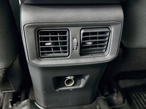 Certified 2022 Toyota RAV4 LE AWD/4WD image 24