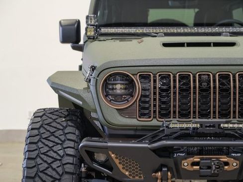 Used 2024 Jeep Wrangler Unlimited Rubicon 392 image 25