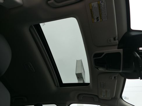 Certified 2025 Subaru Outback Touring AWD/4WD image 26