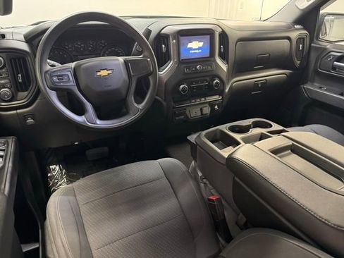 Used 2020 Chevrolet Silverado 1500 Custom w/ Custom Value Package AWD/4WD image 7