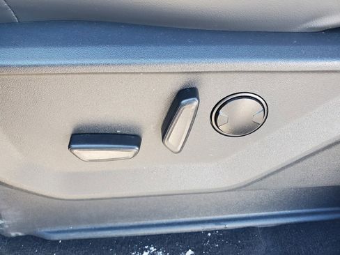 Used 2025 Ford Expedition Max Active image 25