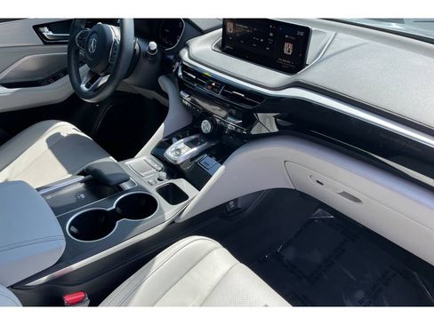 Certified 2023 Acura MDX FWD w/ Technology Package image 19