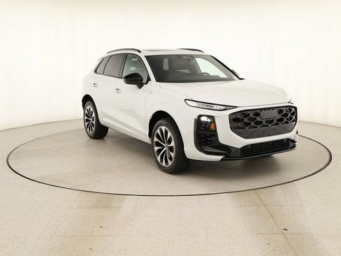 New 2026 Audi Q3 quattro 2.0T AWD/4WD image 10