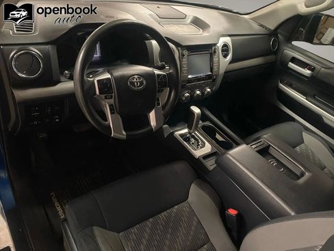 Used 2018 Toyota Tundra SR5 w/ SR5 Upgrade Package image 9