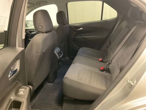 Used 2022 Chevrolet Equinox LT image 33