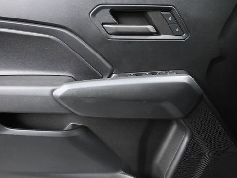 Used 2023 Chevrolet Colorado Trail Boss w/ Technology Package image 23