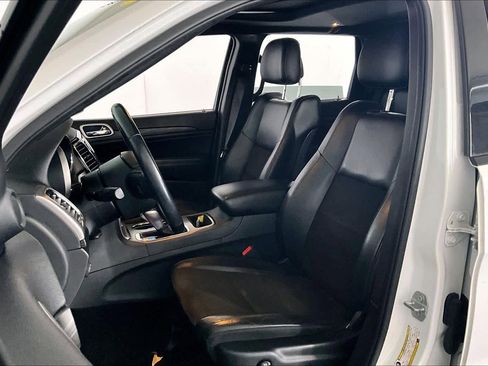 Used 2020 Jeep Grand Cherokee Altitude image 9