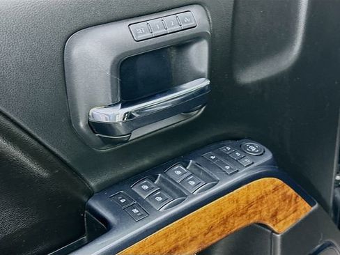 Used 2017 Chevrolet Silverado 2500 High Country w/ Duramax Plus Package image 24